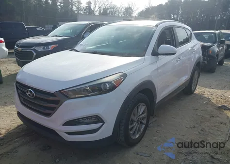 2016 Hyundai Tucson Se z USA, uszkodzony, nr VIN KM8J33A43GU195895